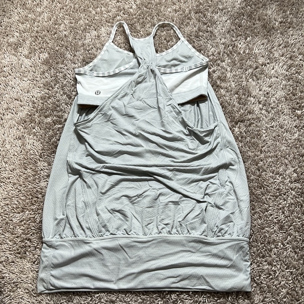Lululemon top - Picture 3 of 5
